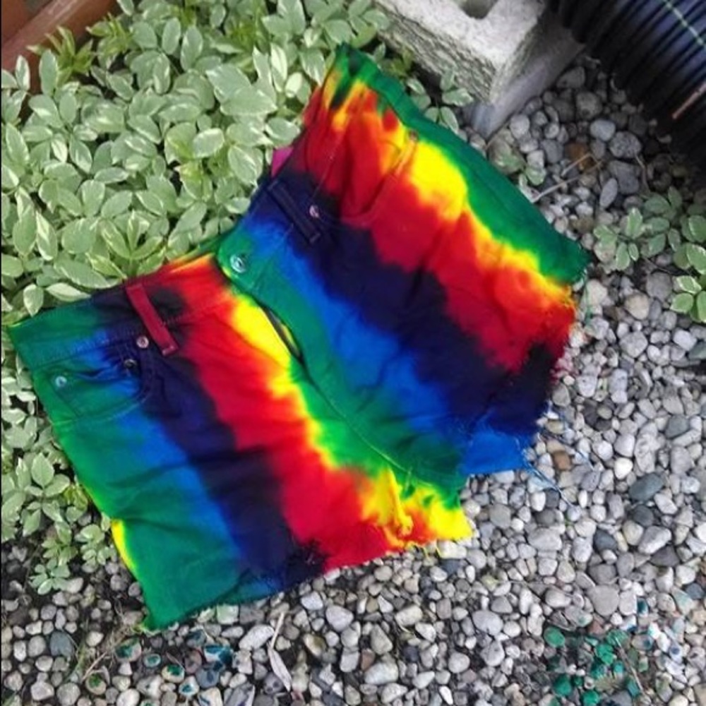 Rainbow shorts!
